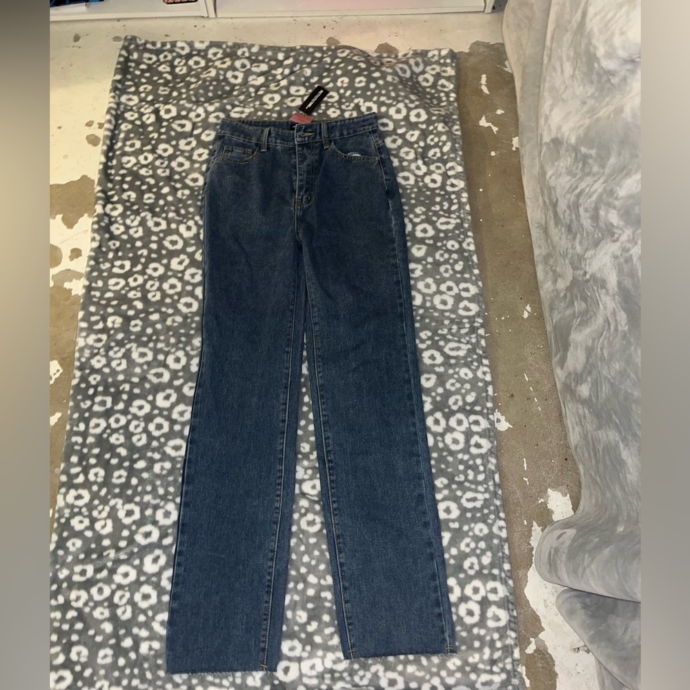 PrettyLittleThing Dark Blue Straight Leg Jeans